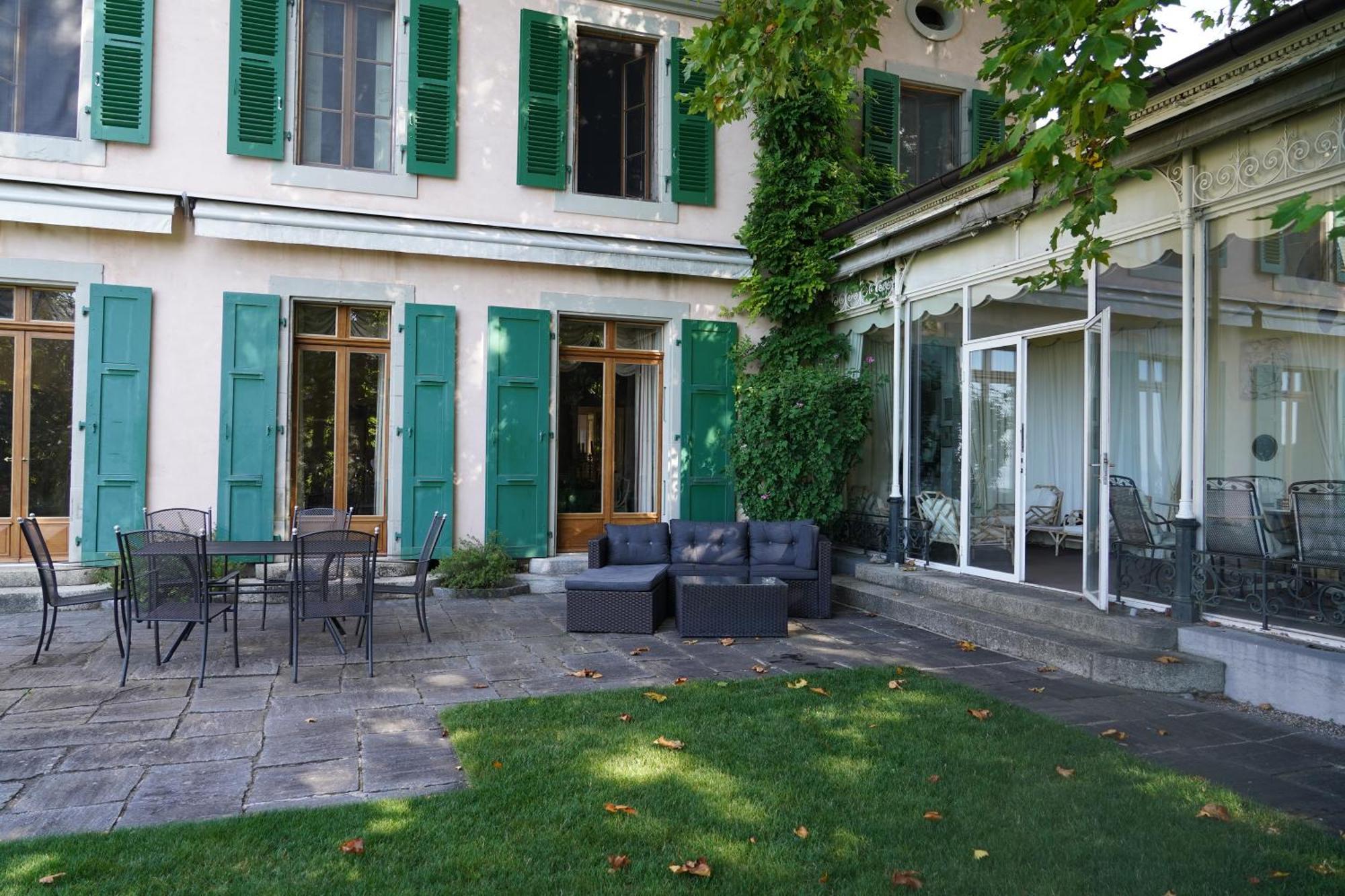 Le Chateau Lavigny Buitenkant foto