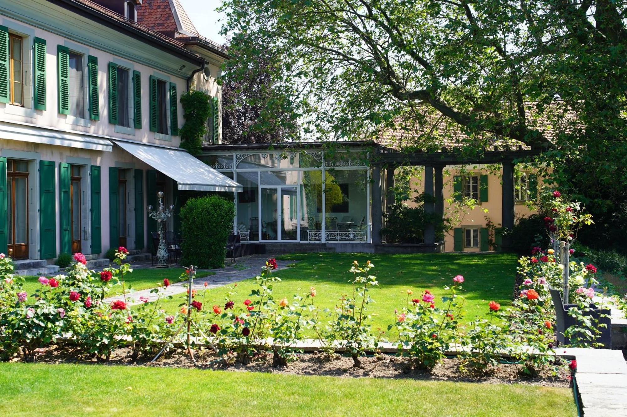 Le Chateau Lavigny Buitenkant foto