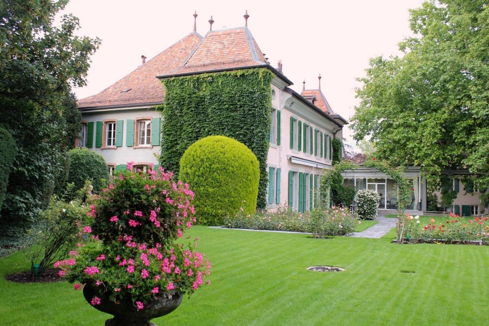 Le Chateau Lavigny Buitenkant foto