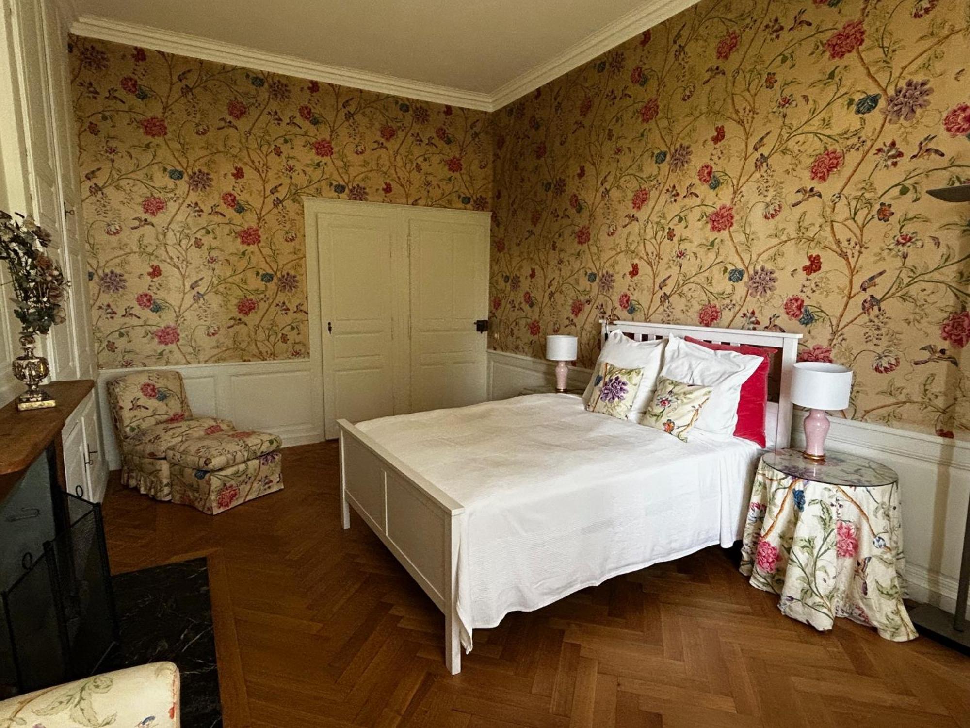 Le Chateau Lavigny Buitenkant foto