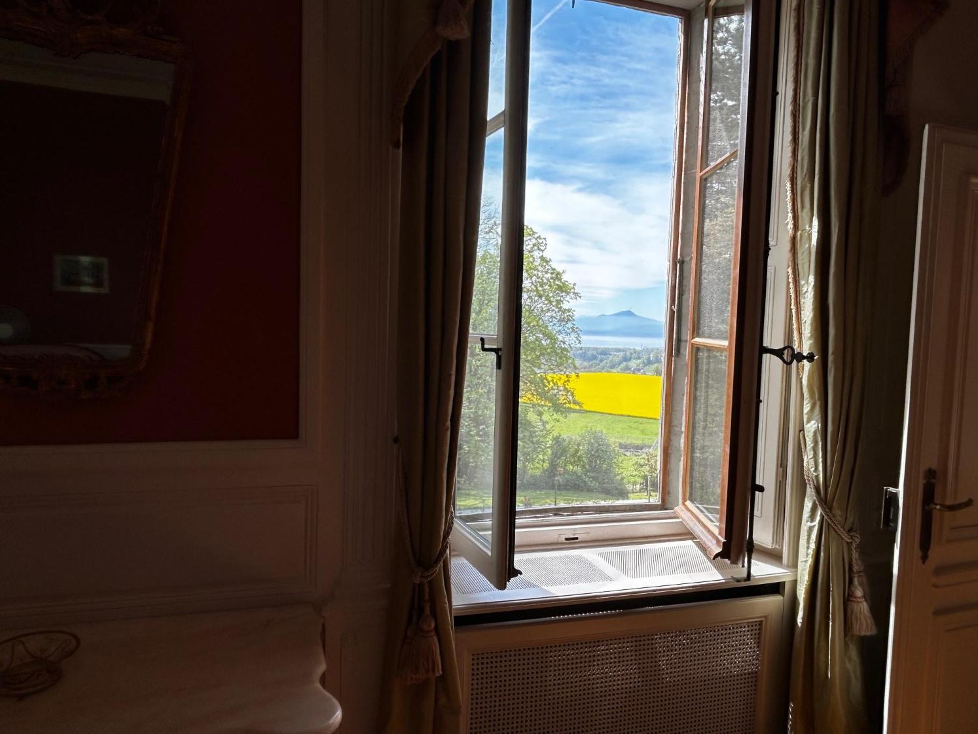 Le Chateau Lavigny Buitenkant foto