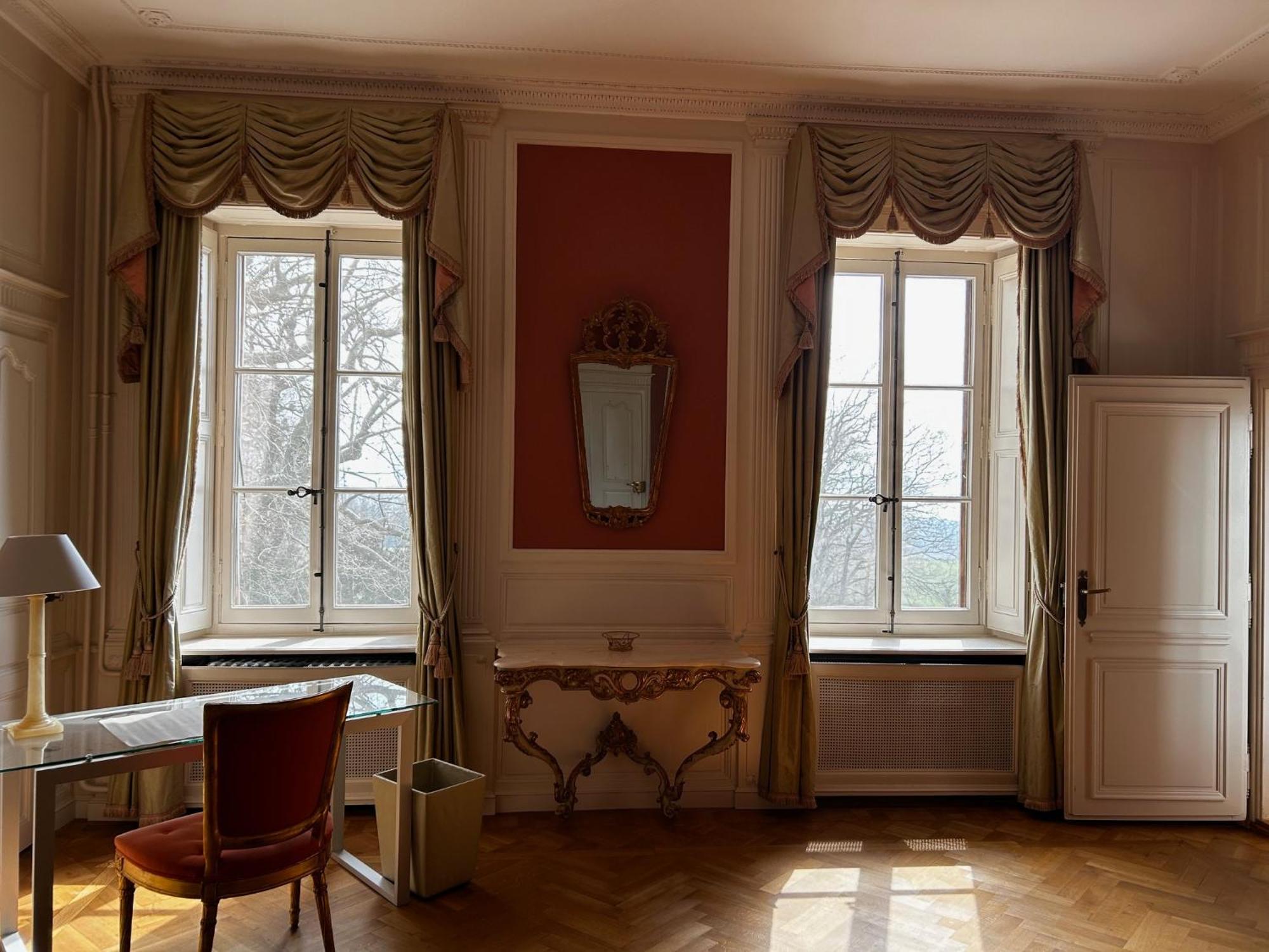 Le Chateau Lavigny Buitenkant foto